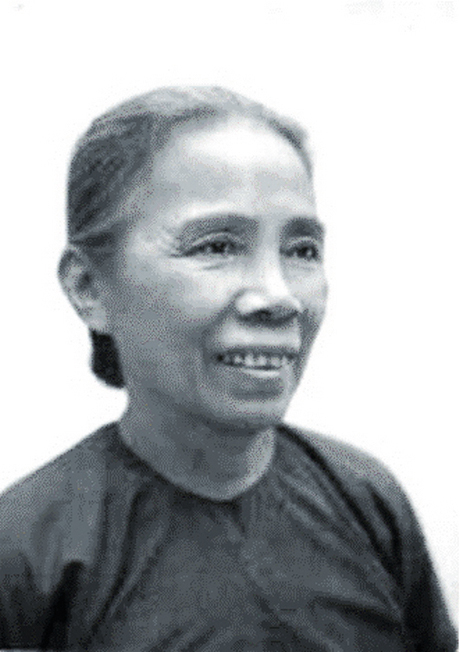 Đồng chí Nguyễn Thị Hồng (1915-1992)- nguyên Tỉnh ủy viên, Bí thư Quận ủy Vũng Liêm- là người chỉ huy cuộc Khởi nghĩa Nam Kỳ tại Vũng Liêm.