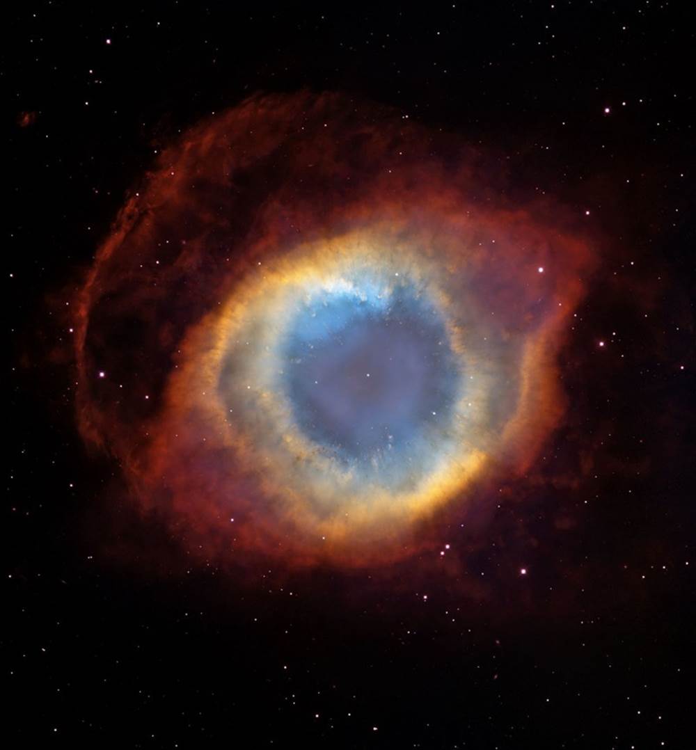 Tinh vân Xoắn ốc (Helic) là một ví dụ của tinh vân hành tinh với lớp vỏ khí phát quang quanh một ngôi sao giống Mặt trời đang chết dần. Khi nhìn qua kính thiên văn, tinh vân này giống một con mắt khổng lồ.