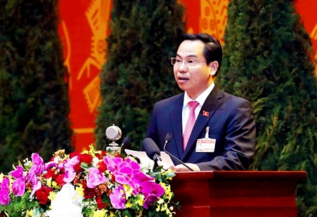 Đồng chí Lê Quang Mạnh- Bí thư Thành ủy Cần Thơ trình bày tham luận tại Đại hội