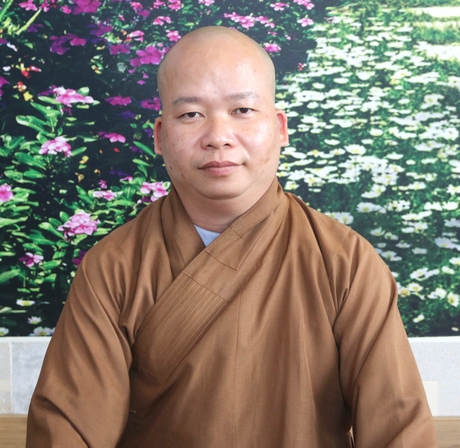 Đại đức Thích Tánh Bình- Chánh Thư ký kiêm Trưởng Ban Thông tin truyền thông- Giáo hội Phật giáo Việt Nam tỉnh Vĩnh Long.