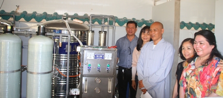 Máy lọc nước tinh khiết đã lắp đặt hoàn thiện tại chùa Vĩnh Đức (xã Vĩnh Xuân- Trà Ôn).