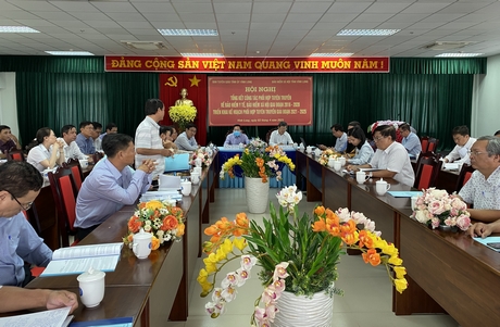 Tổng kết công tác phối hợp tuyên truyền BHXH, BHYT 5 năm qua giữa Ban Tuyên giáo Tỉnh ủy và BHXH tỉnh Vĩnh Long.