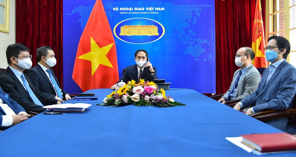Bộ trưởng Ngoại giao Bùi Thanh Sơn điện đàm với Ngoại trưởng Hoa Kỳ Antony Blinken.