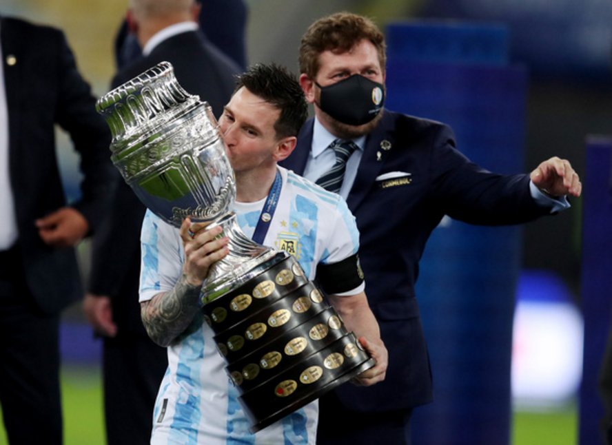  Messi và chức vô địch Copa America - Ảnh: REUTERS