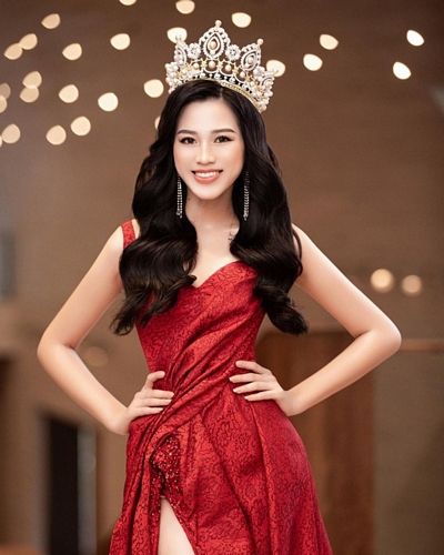 Hoa hậu Việt Nam 2020 Đỗ Thị Hà đang ráo riết tập luyện cho cuộc thi Hoa hậu Thế giới 2021