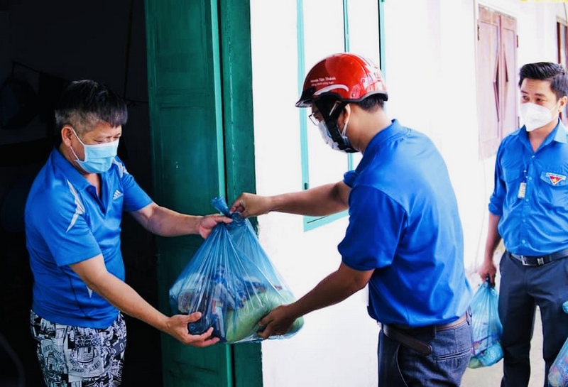 Áo xanh lại “xắn tay” vào các hoạt động hỗ trợ người nghèo, yếu thế, công nhân lao động khó khăn
