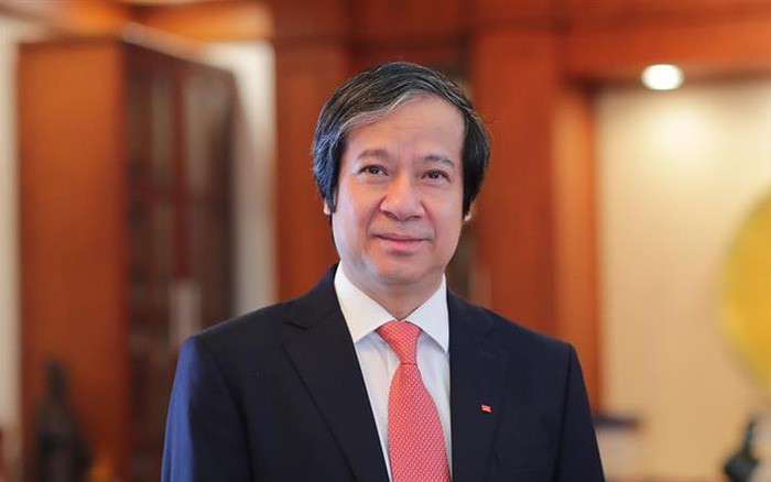 Lần đầu tiên Bộ trưởng Nguyễn Kim Sơn đăng đàn trả lời chất vấn trước Quốc hội.