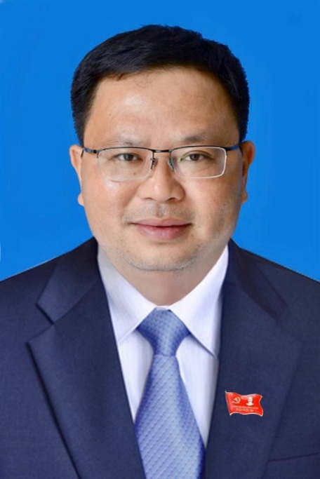   Đồng chí Trương Đặng Vĩnh Phúc-  Ủy viên Thường vụ Tỉnh ủy, Bí thư Thị ủy Bình Minh
