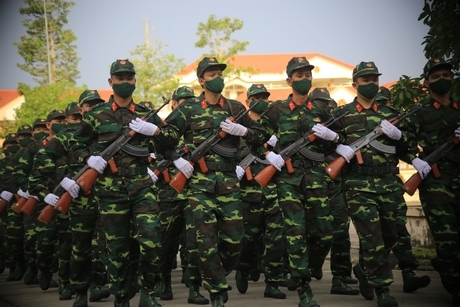 Lực lượng vũ trang tỉnh phấn đấu hoàn thành tốt các chỉ tiêu huấn luyện, sẵn sàng chiến đấu.