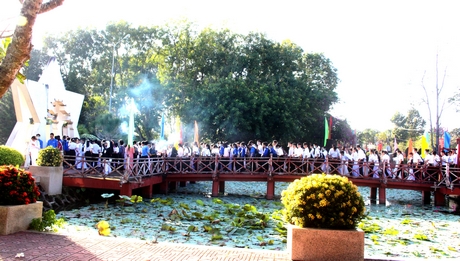 Di tích Hồ Vũng Linh nằm trong Quần thể Khu lưu niệm Thủ tướng Chính phủ Võ Văn Kiệt.