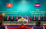 Việt Nam - Campuchia tăng cường kết nối kinh tế