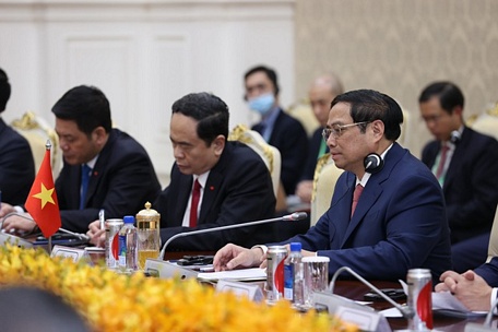  Thủ tướng Chính phủ Phạm Minh Chính chúc mừng Chính phủ và nhân dân Campuchia đã nhanh chóng kiểm soát dịch bệnh COVID-19, phục hồi kinh tế và ổn định an sinh xã hội - Ảnh: VGP/Nhật Bắc