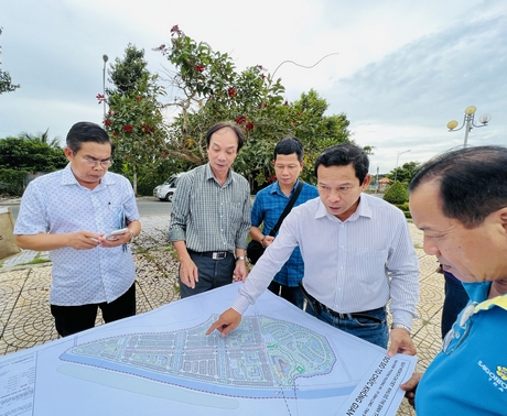 Doanh nghiệp, nhà đầu tư TP Hồ Chí Minh khảo sát dự án du lịch tại Vĩnh Long.