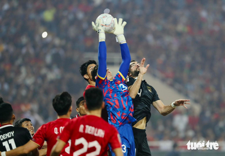 Thủ thành Văn Lâm đang có chuỗi 7 trận sạch lưới liên tiếp ở AFF Cup - Ảnh: NGUYÊN KHÔI