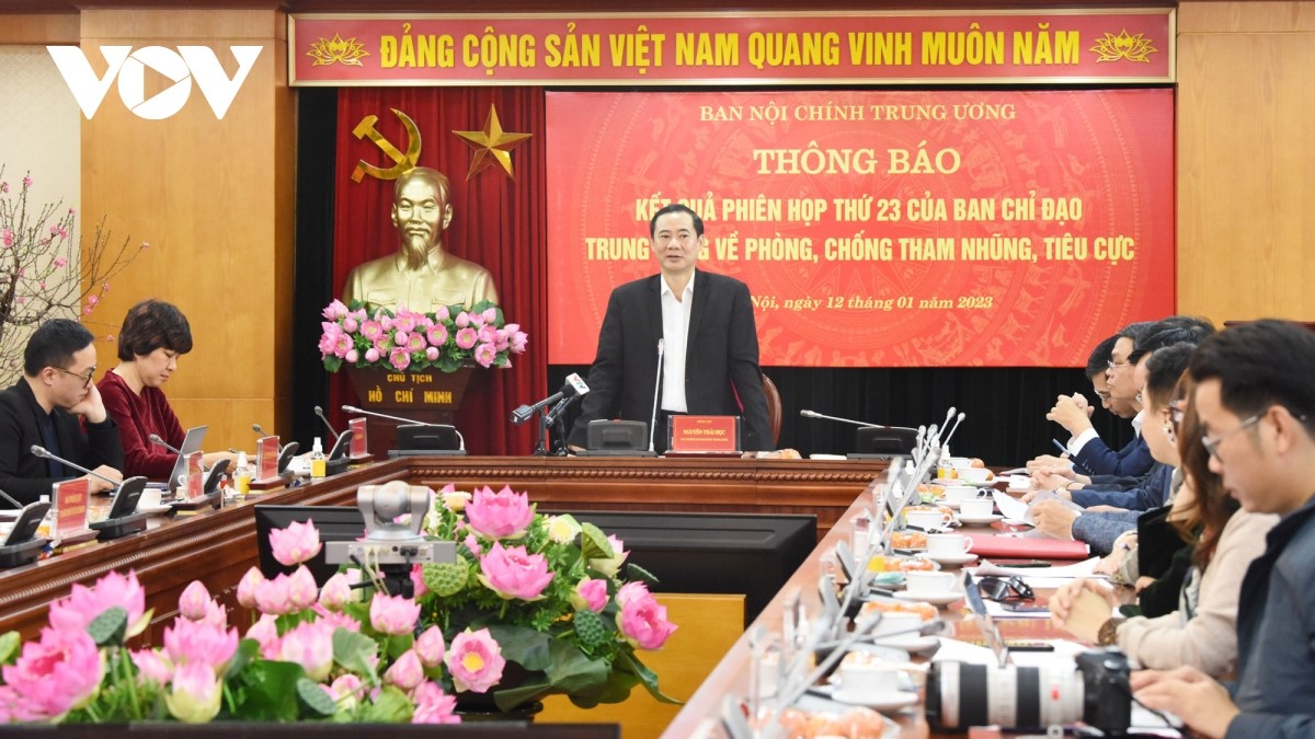 Phó Trưởng Ban Nội chính Trung ương Nguyễn Thái Học thông tin tại cuộc họp báo chiều 12/1.