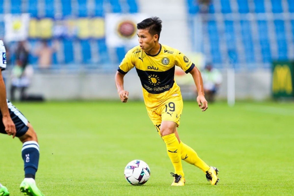 Quang Hải được thi đấu 2 phút trong trận Pau FC gặp Annecy rạng sáng 29/1/2023. (Ảnh: Getty). 