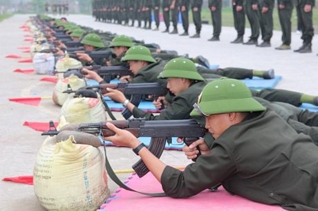Chiến sĩ nghĩa vụ được huấn luyện nội dung bắn súng tại Trung tâm Huấn luyện và Bồi dưỡng nghiệp vụ I, Bộ Tư lệnh Cảnh sát cơ động, năm 2022.