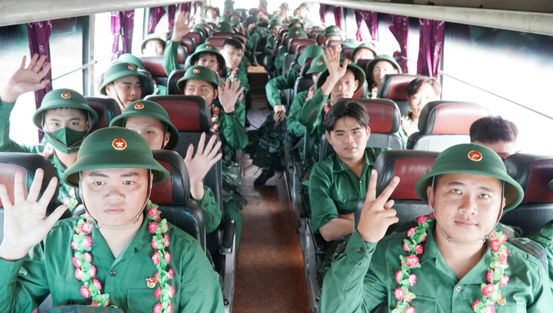 Tân binh của tỉnh Vĩnh Long được giao các đơn vị: Quân đoàn 4 (Bộ Quốc phòng), Quân khu 9, Bộ Chỉ huy Quân sự tỉnh, Bộ Công an và Công an tỉnh.