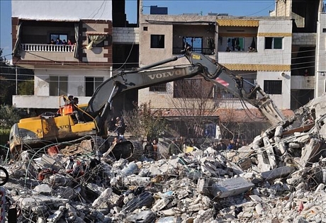 Hiện trường đổ nát sau trận động đất ở Latakia, Syria, ngày 10/2/2023. Ảnh minh họa: THX/TTXVN