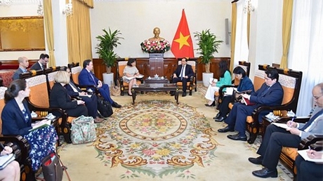 Bộ trưởng Ngoại giao Bùi Thanh Sơn và Đại diện Thương mại Mỹ Katherine Tai trong cuộc gặp ngày 13/2. Ảnh: Thế giới và Việt Nam