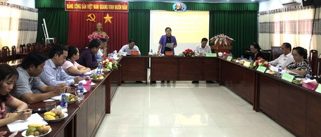 Đoàn đại biểu Quốc hội đơn vị tỉnh Vĩnh Long giám sát tại Sở Công thương.