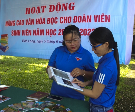 Cần sự chung tay của cả xã hội để người trẻ yêu quý và giữ gìn sự trong sáng của tiếng Việt.