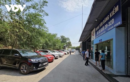 Phó Thủ tướng Trần Hồng Hà chỉ đạo Bộ GTVT triển khai việc đăng ký lịch kiểm định xe cơ giới bằng phần mềm, tránh trùng lặp và chống 