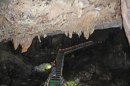 Hệ thống hang động là một “cánh cổng” khác để tìm hiểu cao nguyên đá.
