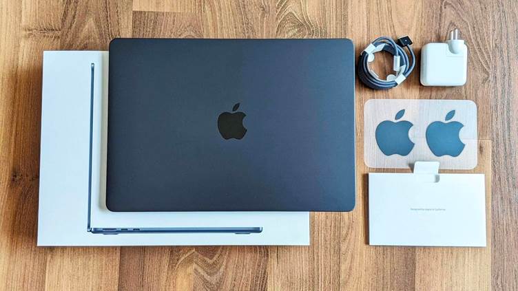  Sản phẩm MacBook tại Oneway đảm bảo chất lượng tốt, nguyên tem mác của hãng Apple