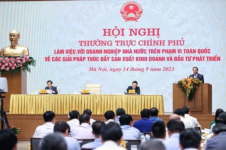 Thủ tướng cũng nêu rõ 12 nhiệm vụ trọng tâm thời gian để nâng cao hiệu quả hoạt động, đổi mới khu vực DNNN, thúc đẩy sản xuất kinh doanh và đầu tư phát triển - Ảnh: VGP/Nhật Bắc