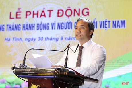 Bí thư Tỉnh ủy Hà Tĩnh Hoàng Trung Dũng phát biểu hưởng ứng lễ phát động Tháng hành động vì người cao tuổi Việt Nam năm 2023.