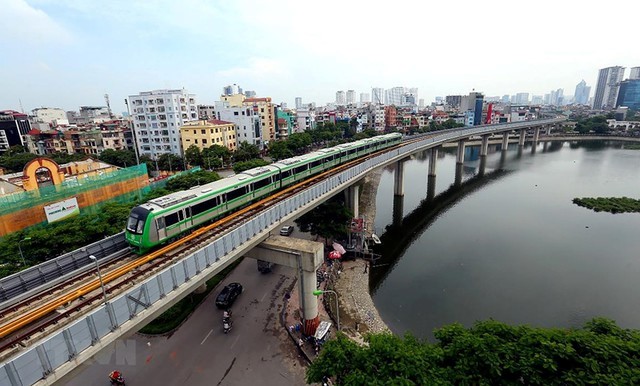 Phát triển giao thông công cộng, giao thông xanh để cải thiện chất lượng không khí, giảm phát thải một cách bền vững.