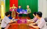 Trao trên 182 triệu đồng hỗ trợ cho Đại uý Trần Hoàng Ngôi