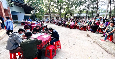 Bốc thăm mặt bằng ngành hàng hoa tươi, hoa chưng, trái cây chưng.