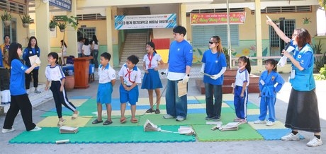 Các tiết mục giao lưu văn hóa gắn kết tình hữu nghị Việt- Hàn.