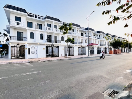 Trong năm 2024 cần phát triển hơn 7.000 căn nhà.