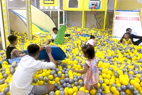 Các dịch vụ vui chơi cho trẻ em được dự kiến sẽ hút khách trong dịp Quốc tế Thiếu nhi 1/6.