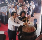 Dâng hương kỷ niệm 112 năm ngày sinh Chủ tịch Hội đồng Bộ trưởng Phạm Hùng