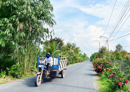 Các công trình giao thông được hình thành, góp phần thúc đẩy phát triển kinh tế và tạo diện mạo tươi mới trên quê hương Long Hồ.