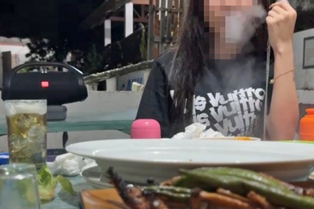   Có những lo ngại đối với thanh niên, thiếu niên khi thuốc lá điện tử, thuốc lá nung nóng có xu hướng đang dần thay thế cho thuốc lá truyền thống.