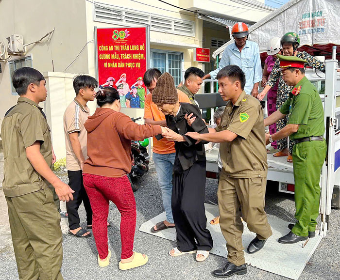 Lực lượng bảo vệ an ninh trật tự ở cơ sở tích cực phối hợp cùng lực lượng công an trong các hoạt động tại địa phương.