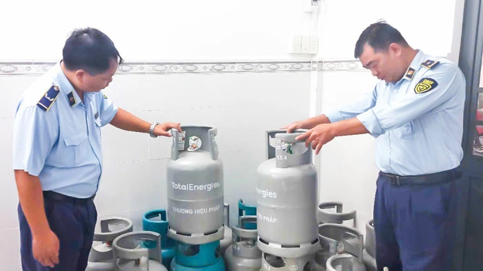 Cao điểm chống buôn lậu, gian lận thương mại, hàng giả dịp Tết