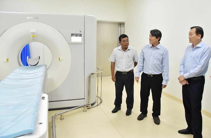 Đầu tư phát triển bền vững hệ thống bệnh viện công lập