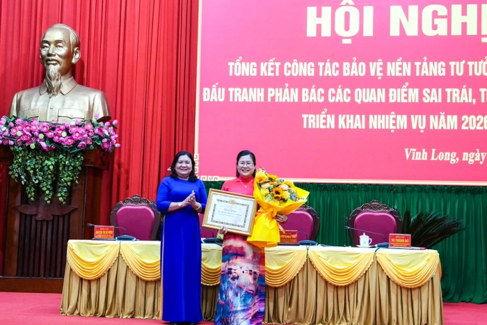 Nâng cao trách nhiệm của cả hệ thống chính trị về công tác bảo vệ nền tảng tư tưởng của Đảng