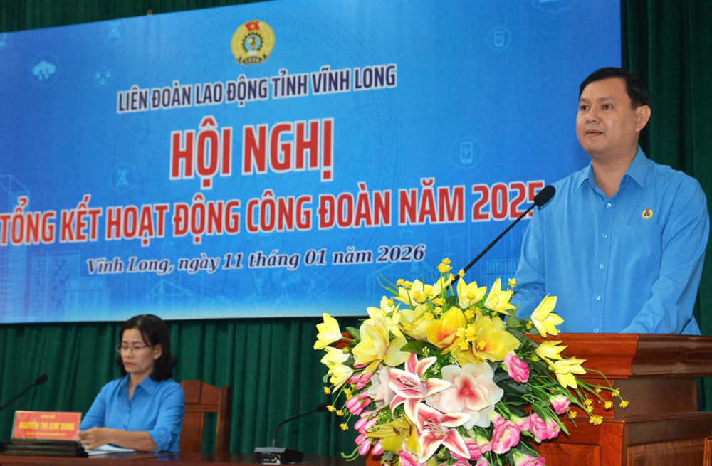  Đồng chí Nguyễn Phúc Linh – Chủ tịch LĐLĐ tỉnh phát biểu khai mạc.