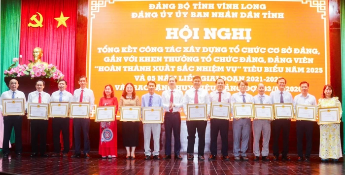 Đảng ủy UBND tỉnh tổng kết công tác xây dựng tổ chức cơ sở đảng năm 2025