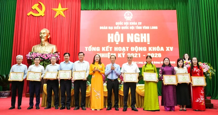 Đoàn ĐBQH tỉnh Vĩnh Long: Thể hiện tinh thần trách nhiệm cao, đại diện cho nguyện vọng, quyền lợi của cử tri