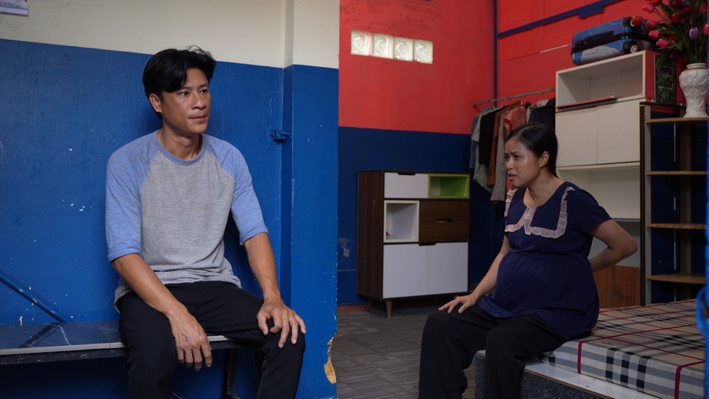 Đông Dương trong một cảnh phim Đừng để hối tiếc