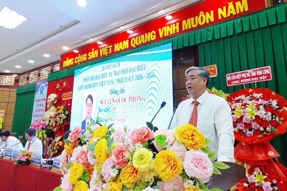 Ông Thái Phước Lộc- Chủ tịch Liên minh HTX tỉnh phát biểu tại Đại hội.