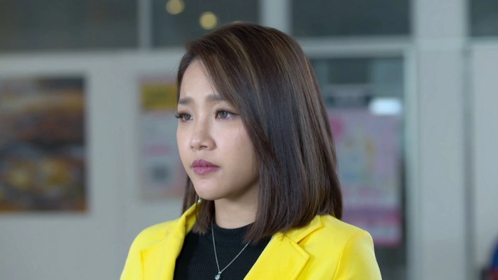 Qua mặt chồng để giúp “tình cũ”